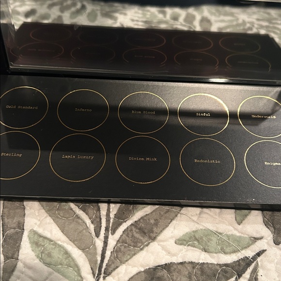 Pat McGrath IV Decadence - Picture 3 of 7